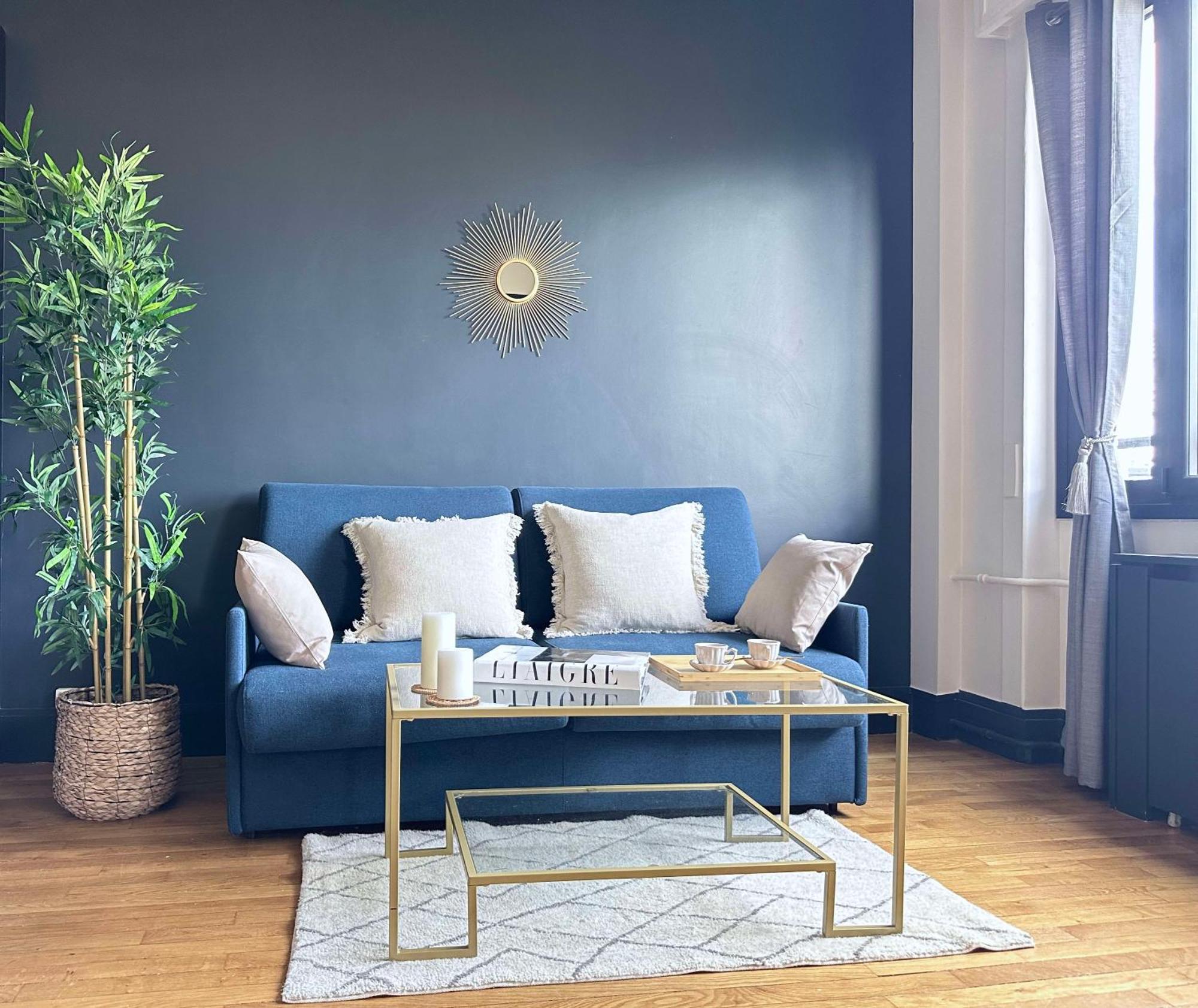 Stylish Apartment With A Balcony In Paris Luaran gambar