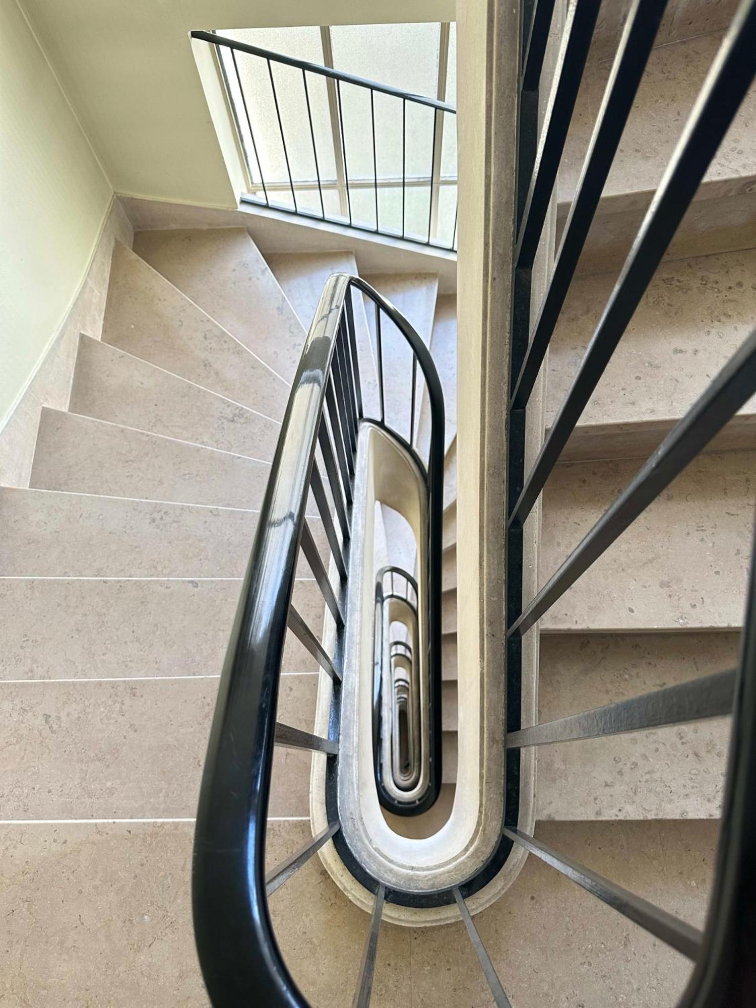 Stylish Apartment With A Balcony In Paris Luaran gambar